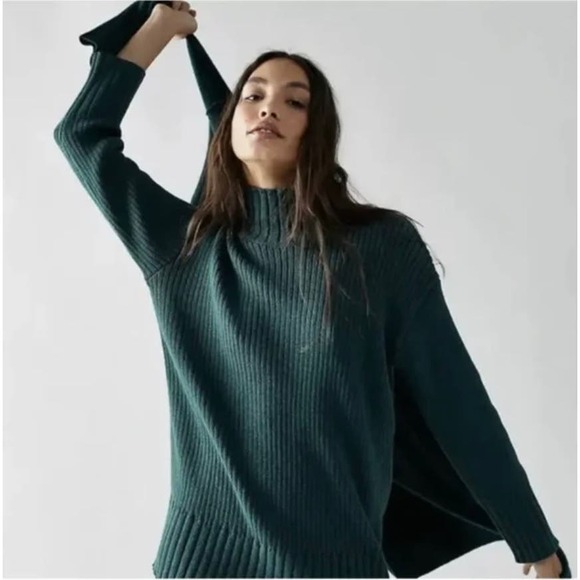 Free People Sweaters - Free People Beach Trez Sweater in Emerald Green